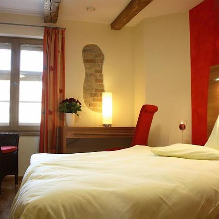 Hotel Zum Grunen Baum Plattling Bilik gambar