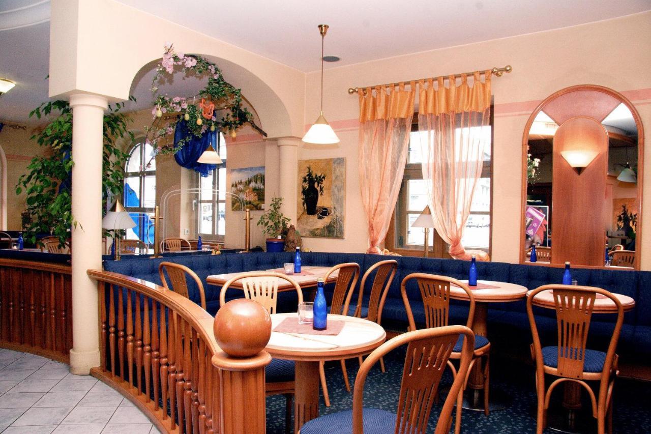 Hotel Zum Grunen Baum Plattling Luaran gambar